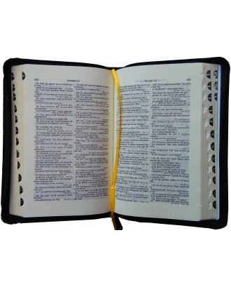 Biblie medie de lux cu index în piele cu fermoar culoare neagră, aurie pe margini ştanţat BIBLIA.